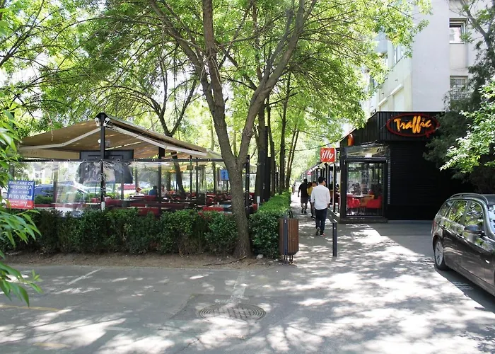 Alba Iulia Square, Premium 2 Daire Bükreş